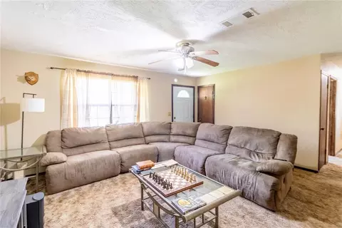 Living - 342302 E 1070 Rd, Meeker, OK 74855 photo 1 of 3