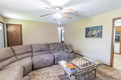 Living - 342302 E 1070 Rd, Meeker, OK 74855 photo 3 of 3