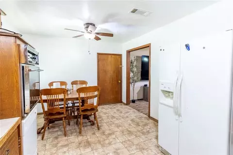 Entry Way - 342302 E 1070 Rd, Meeker, OK 74855 photo 1 of 1