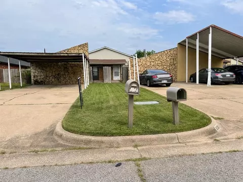 828 NW 113th St, Oklahoma City, OK 73114