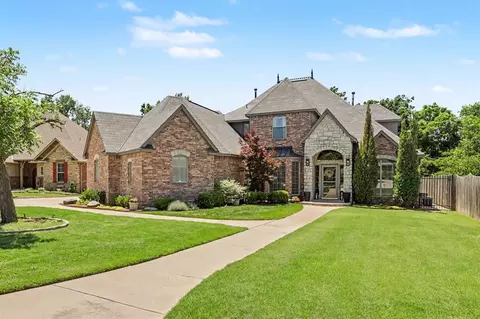604 Winding Creek Rd, Yukon, OK 73099