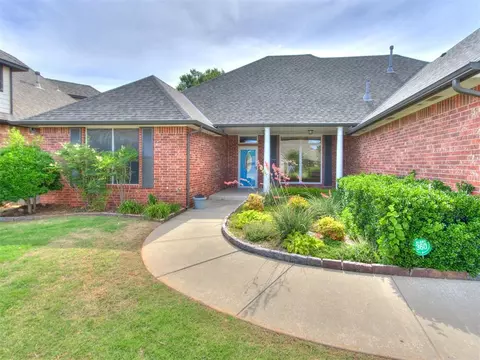 2109 Stony Brook Ln, Yukon, OK 73099