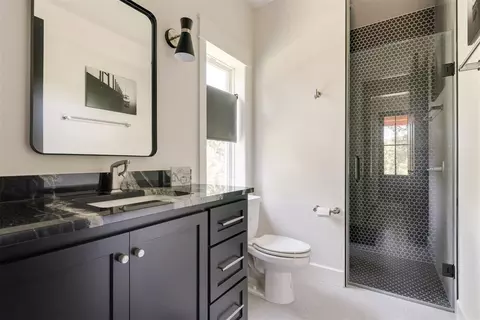 Bath - 29761 Memory Ln, Norman, OK 73072 photo 1 of 6