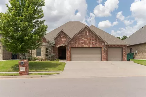 17605 Braken Dr, Edmond, OK 73012