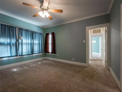 Bedroom - 320 E Washington Ave, Guthrie, OK 73044 photo 4 of 6