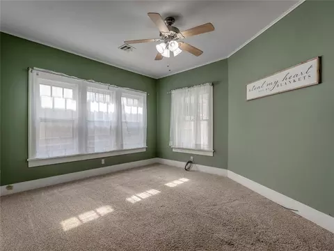 Bedroom - 320 E Washington Ave, Guthrie, OK 73044 photo 1 of 6