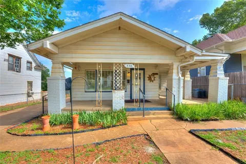 Exterior - 320 E Washington Ave, Guthrie, OK 73044 photo 6 of 7