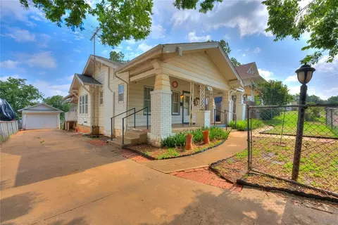 320 E Washington Ave, Guthrie, OK 73044