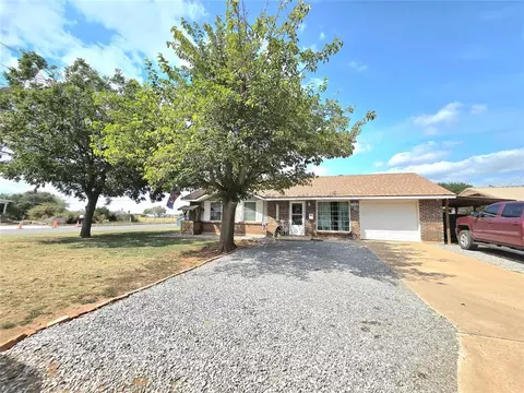 801 George St, Altus, OK 73521
