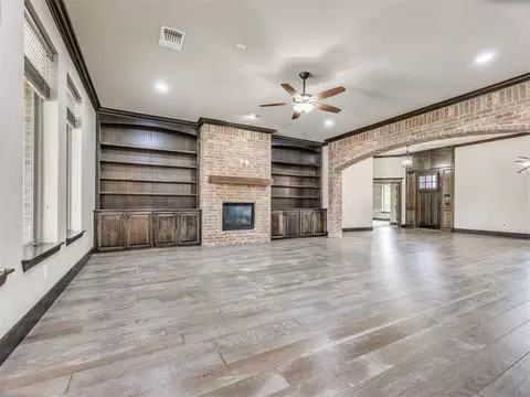 Living - 4232 Hackney Wick Rd, Norman, OK 73072 photo 1 of 2
