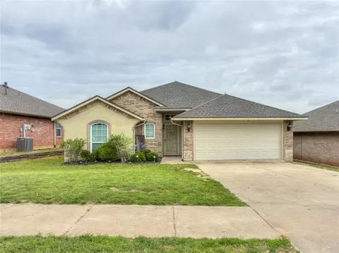 2365 Turtlewood River Rd, Midwest City, OK 73130