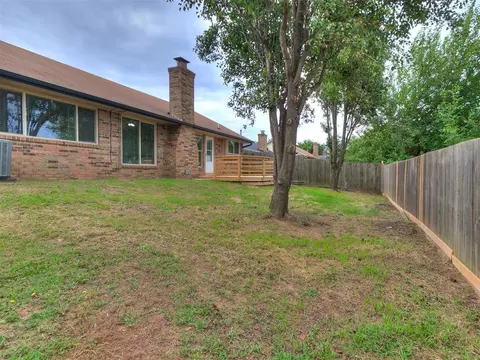 Exterior - 4308 Trinity Dr, Shawnee, OK 74804 photo 4 of 9