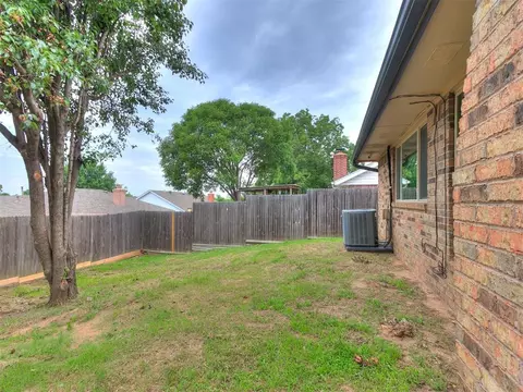 Exterior - 4308 Trinity Dr, Shawnee, OK 74804 photo 9 of 9