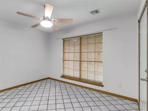 Bedroom - 3609 Hampton Ct, Norman, OK 73072 photo 1 of 6