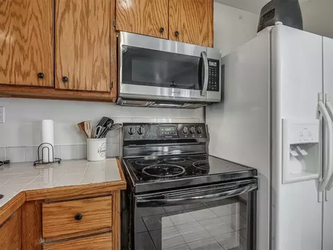 Kitchen - 335827 E Winding Rd, Mcloud, OK 74851 photo 5 of 5