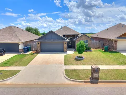 9432 NW 86th St, Yukon, OK 73099
