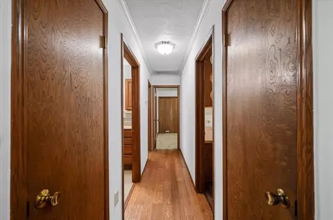 Entry Way - 407 S Third St, Binger, OK 73009 photo 4 of 5