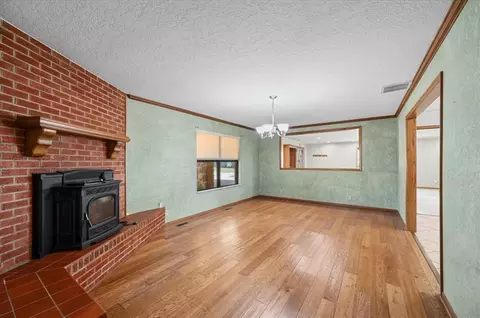 Living - 407 S Third St, Binger, OK 73009 photo 6 of 6