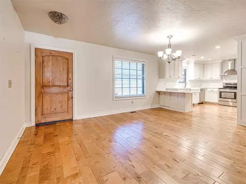 101 E Meade, Yukon, OK 73099 photo 4