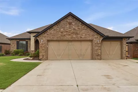 4520 Mccann Ave, Mustang, OK 73064