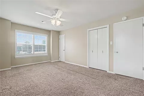 Bedroom - 345 Lakeside Dr, Altus, OK 73521 photo 2 of 7