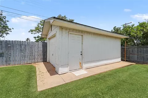 Other - 345 Lakeside Dr, Altus, OK 73521 photo 10 of 11