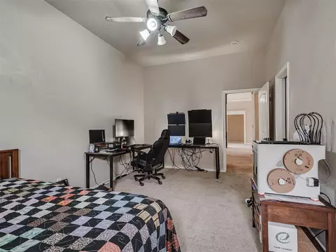 Bedroom - 417 Summit Bnd, Norman, OK 73071 photo 5 of 14