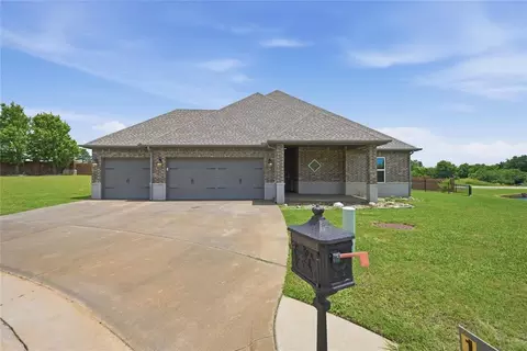 1405 Katelyn Ct, Yukon, OK 73099