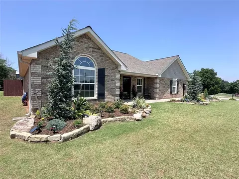 9677 Fawn Trl, Shawnee, OK 74804