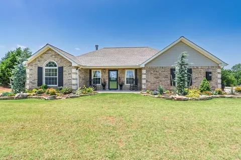 9677 Fawn Trl, Shawnee, OK 74804
