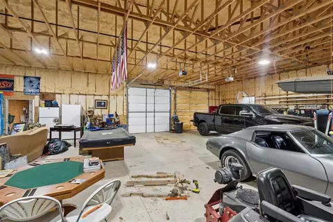 Exterior - 8700 E Covell Rd, Arcadia, OK 73007 photo 9 of 11