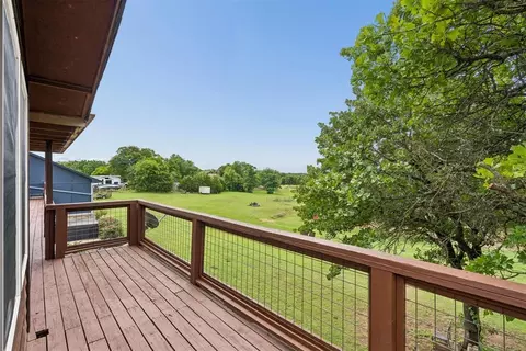 Exterior - 8700 E Covell Rd, Arcadia, OK 73007 photo 10 of 11