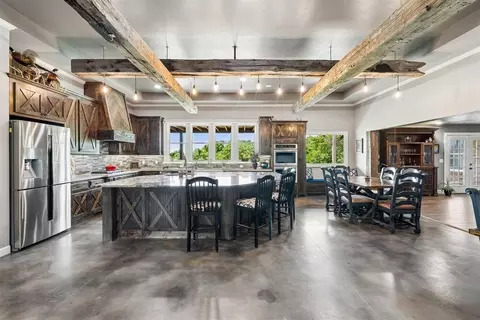 Kitchen - 8700 E Covell Rd, Arcadia, OK 73007 photo 1 of 4