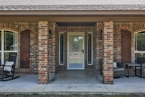 Exterior - 9100 Megans Way, Mcloud, OK 74851 photo 4 of 11