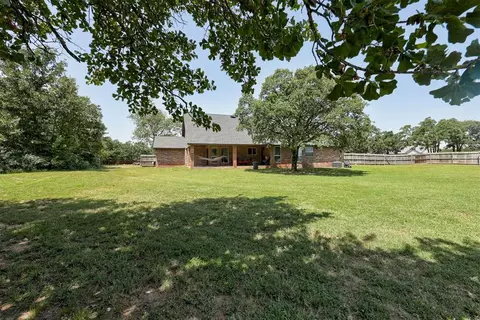 Exterior - 9100 Megans Way, Mcloud, OK 74851 photo 7 of 11