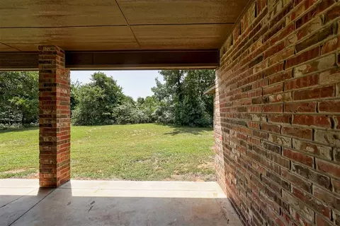 Exterior - 9100 Megans Way, Mcloud, OK 74851 photo 5 of 11