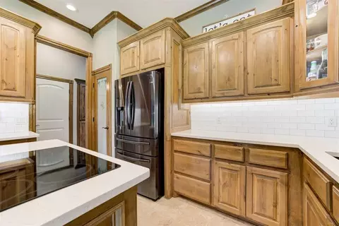 Kitchen - 9100 Megans Way, Mcloud, OK 74851 photo 4 of 8