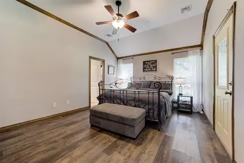 Bedroom - 9100 Megans Way, Mcloud, OK 74851 photo 1 of 9