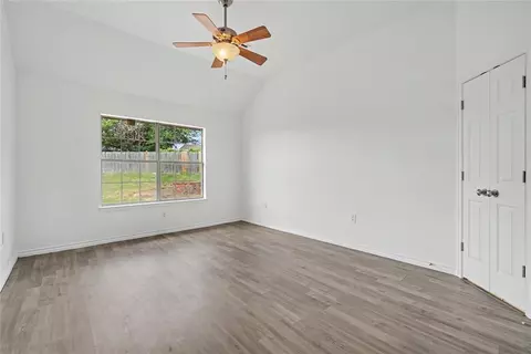 Living - 216 NW Cherry Ave, Cache, OK 73527 photo 5 of 5