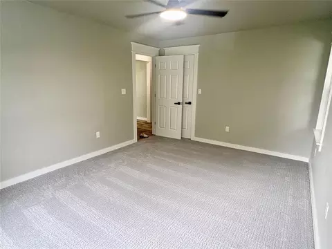 Bedroom - 905 Hickory St, Altus, OK 73521 photo 1 of 4