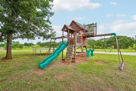 Exterior - 35292 Little River Rd, Tecumseh, OK 74873 photo 7 of 11