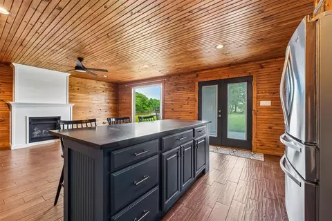 Kitchen - 35292 Little River Rd, Tecumseh, OK 74873 photo 4 of 5