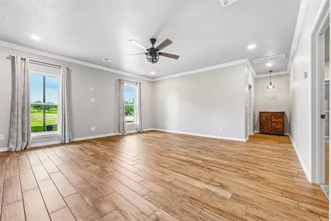 Living - 35292 Little River Rd, Tecumseh, OK 74873 photo 3 of 5
