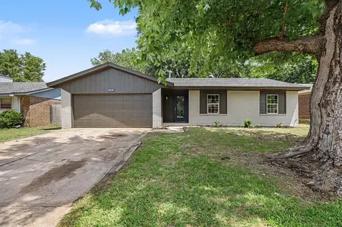 9719 NE 3rd Pl, Midwest City, OK 73130