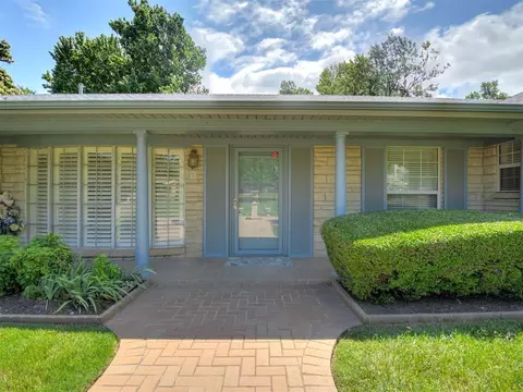 2513 S Berry Rd, Norman, OK 73072