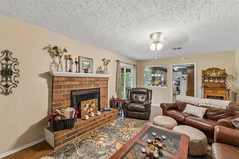 Other - 802 Jay Dr, Noble, OK 73068 photo 2 of 10