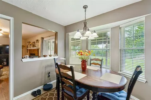 Dining - 802 Jay Dr, Noble, OK 73068 photo 2 of 3