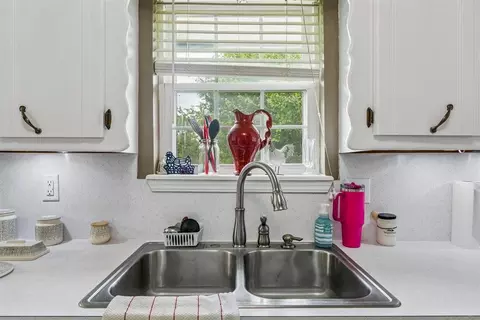 Kitchen - 802 Jay Dr, Noble, OK 73068 photo 4 of 4