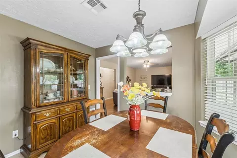 Dining - 802 Jay Dr, Noble, OK 73068 photo 3 of 3