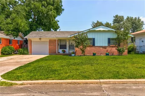 925 W Rulane Dr, Midwest City, OK 73110